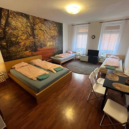 Apartments Spolkova Brno Esterno foto