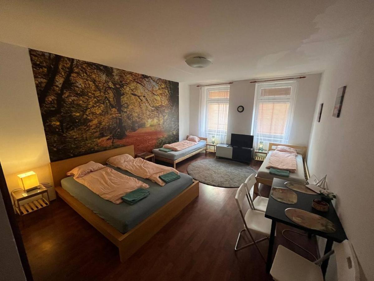 Apartments Spolkova Brno Esterno foto